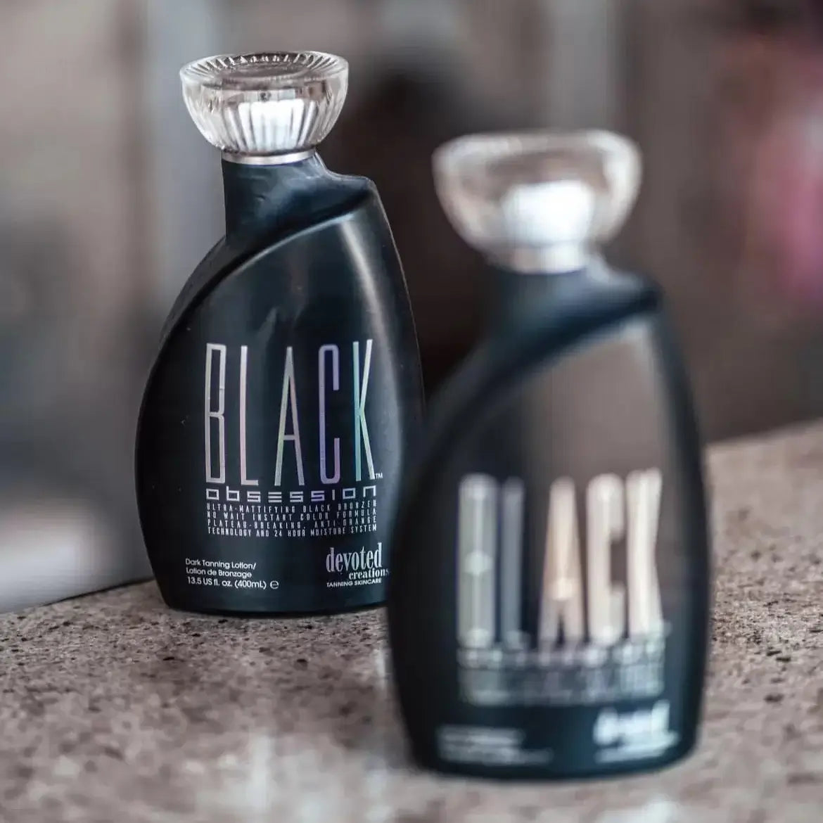 Cream for solarium Devoted Creations Black Obsession, Ultra-Mattifying Black Tan Lotion, Instant Color Formula, 400 ml