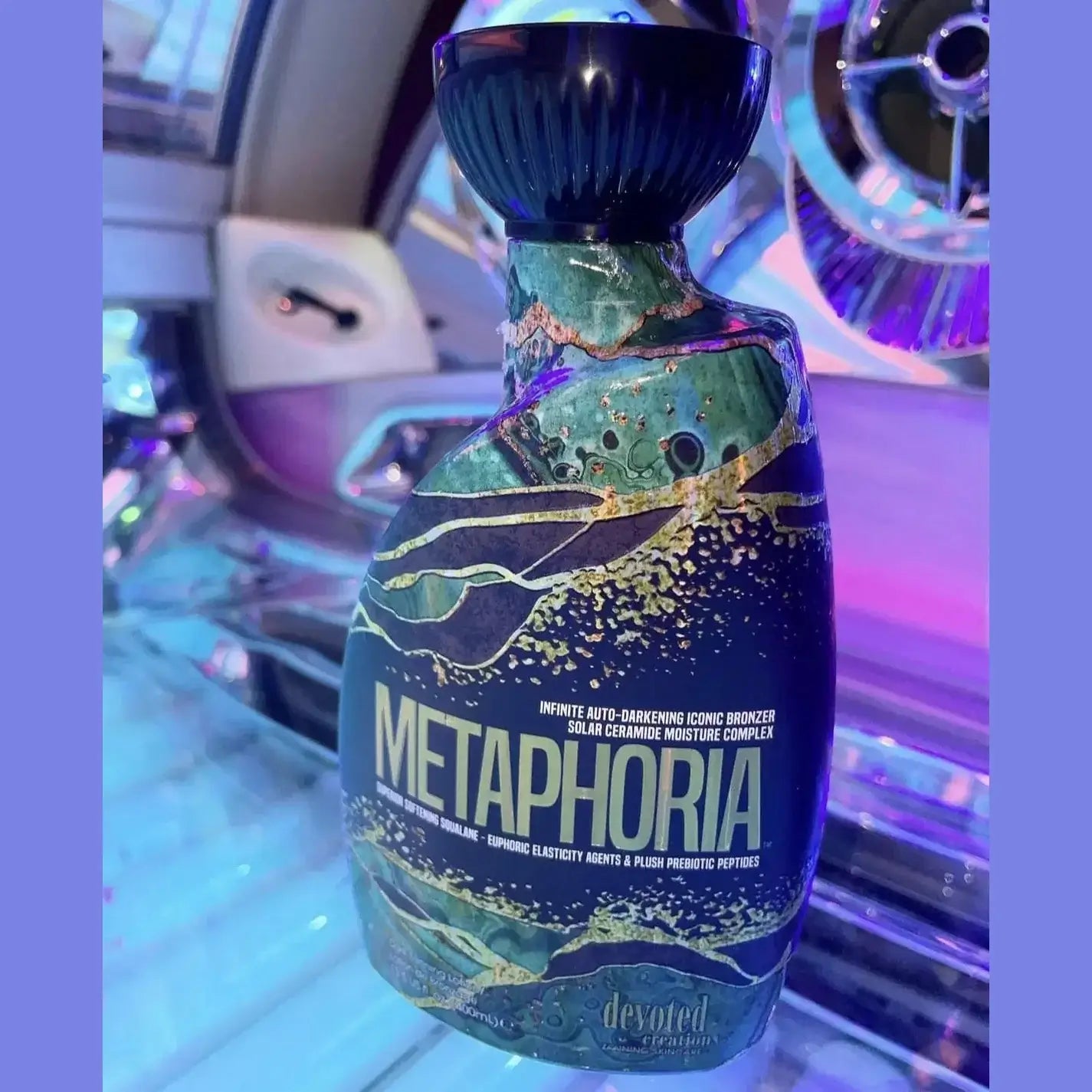 Cream for solarium Devoted Creations Metaphoria, Infinite Auto-Darkening Lotion, deep tan and satin soft skin, 400 ml