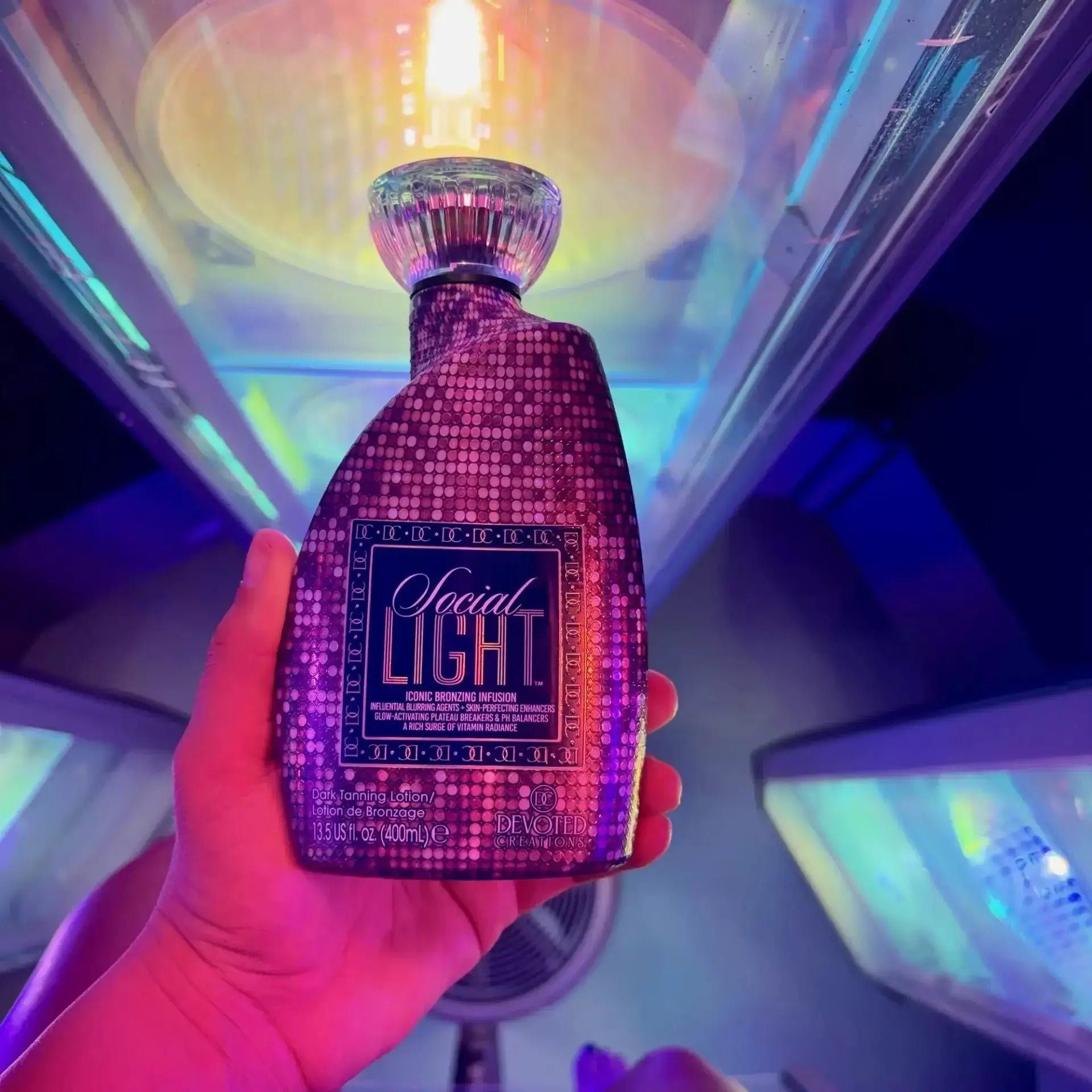 Cream for solarium Devoted Creations Social Light, Iconic Prestigious Bronzing Lotion, 400 ml