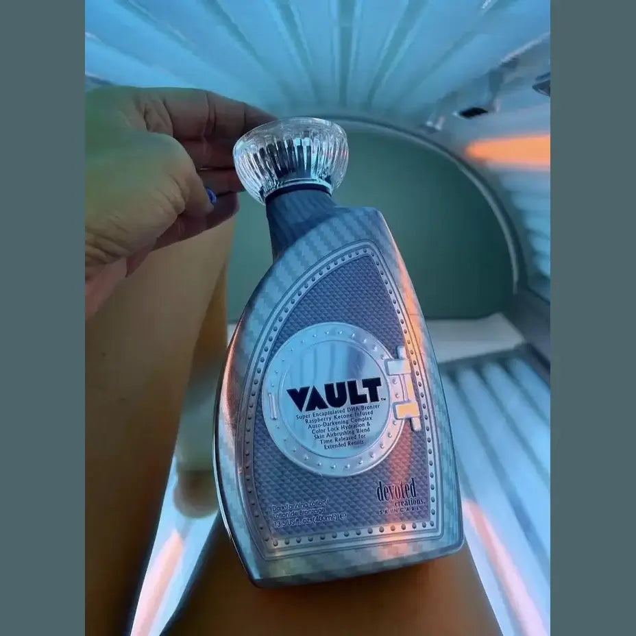 Cream for solarium Devoted Creations Vault, Superior DHA Bronzet for instant dark tan and soft skin, 400 ml