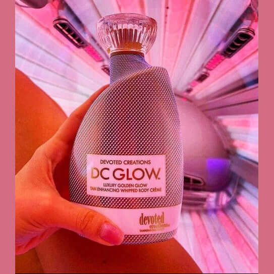 Devoted Creations DC Glow, tan enhancing whipped cream for solarium, pore shrinking, wrinkle-fighting, 400 ml