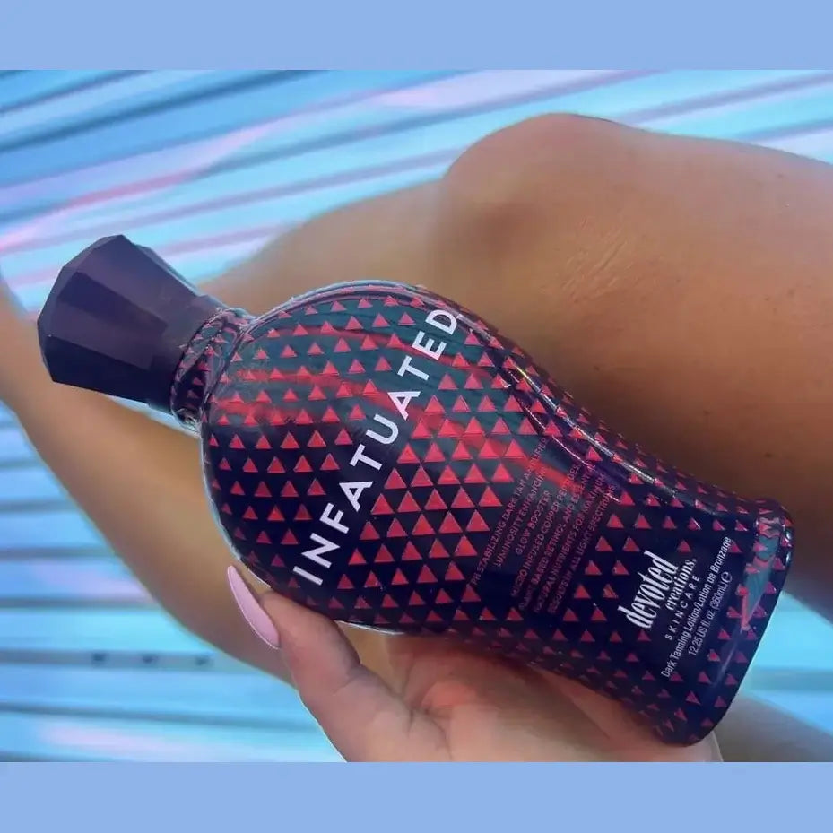 Solarium accelerator Devoted Creations Infatuated, PH Stabilizing Dark Tan Amplifier suitable for red light lamps, 360 ml