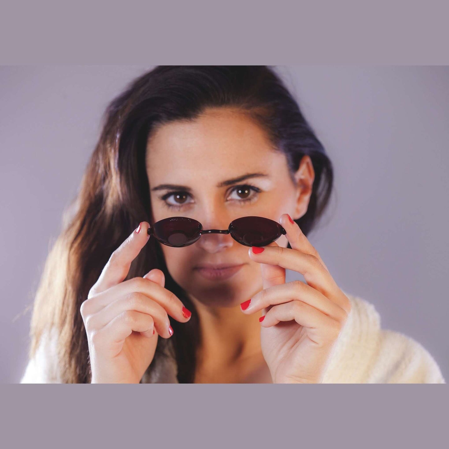 Solarium glasses for eye protection from UV spectrum, in individual case