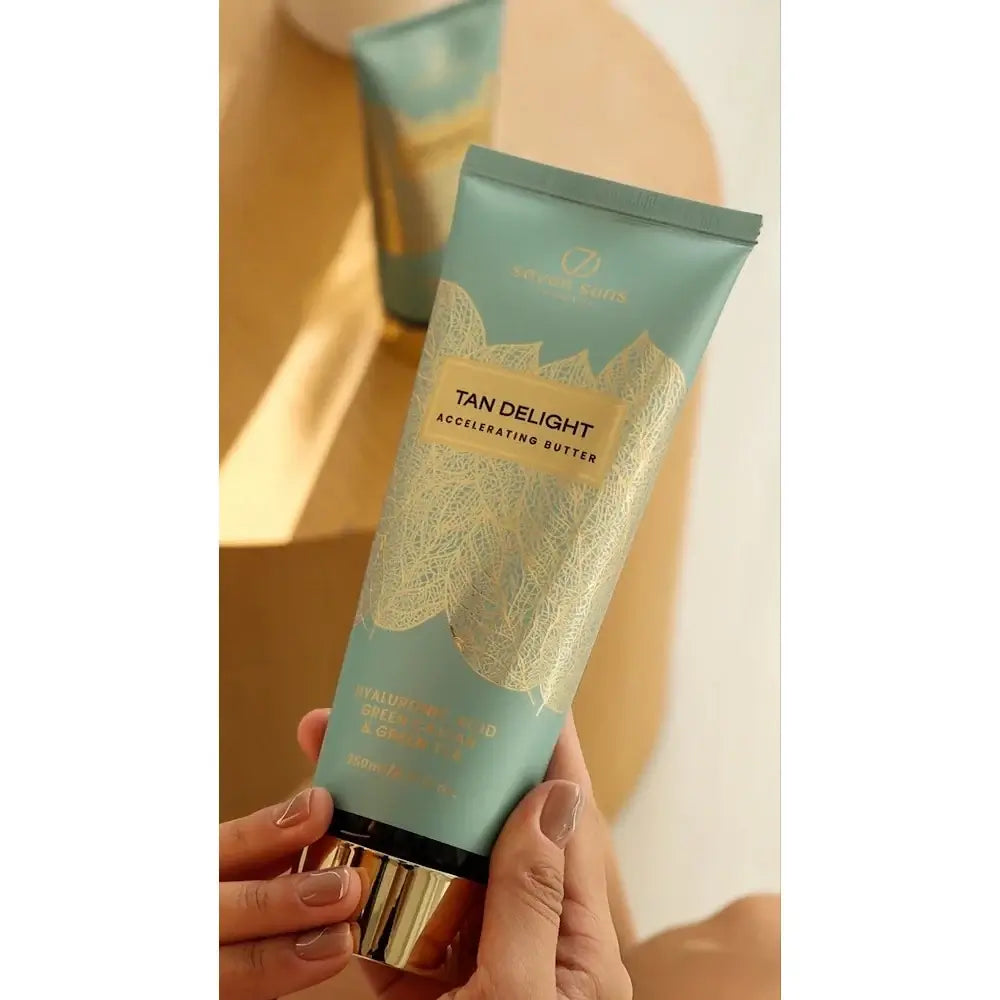 Tan accelerator 7suns Tan Delight with hyaluronic acid, green tea and caviar, 250 ml